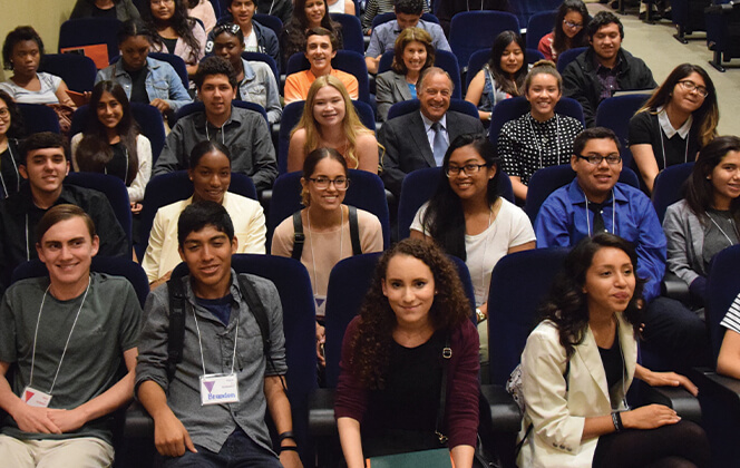 Card_Wide_Students8